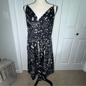 GAP Black and Cream Flowy pockets Midi Dress adjustable straps Zip light size 14